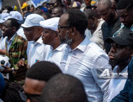 Sesanga, Kabund, Fayulu et Epenge lors de la marche de C64