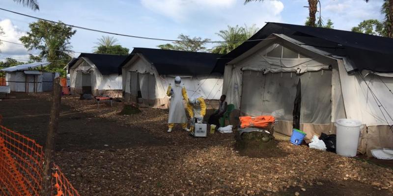 Centre de traitement Ebola à Mangina