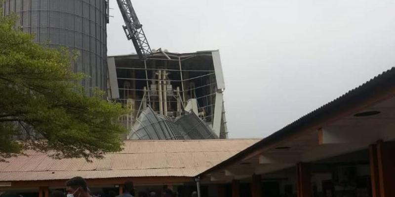 Vue du silo de l’usine de la société GBT s’est écroulé ce mardi 28 août