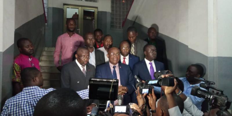 Les membres de l'opposition au sortir de la réunion avec André Kimbuta (Ph. ACTUALITE.CD)