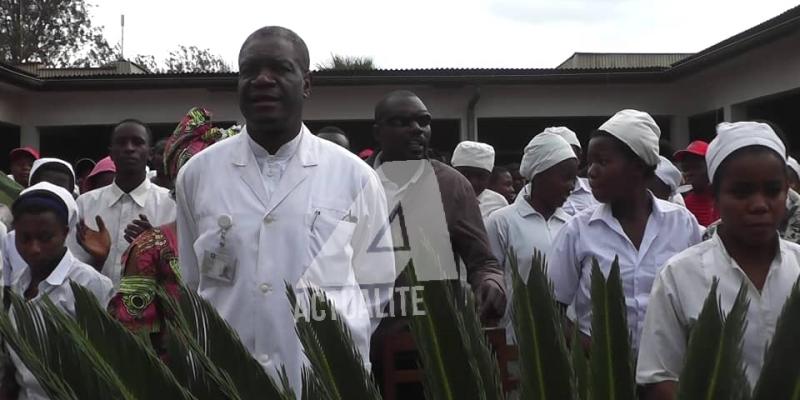 Dr Denis Mukwege ovationné par à Panzi