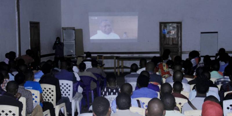 Les jeunes de Goma célèbrent le Prix Nobel de la Paix Mukwege à Goma