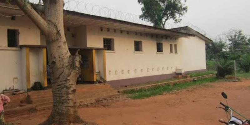Un bâtiment de la prison d'Angenga (Ph? droits tiers) 