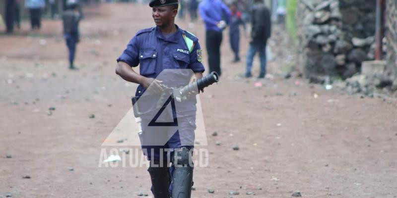 Un policier lors d'une manifestation anti-pouvoir à Goma