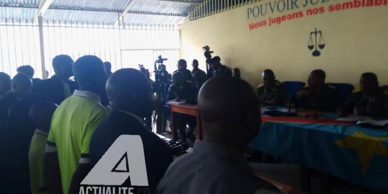 Salle d'audience où se tient le procès de l'ancien chef de guerre Tabo Taberi Cheka au camp militaire de Katindo à Goma / Ph . Jonathan Kombi / ACTUALITE.CD
