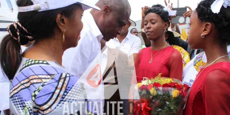 Martin Fayulu acceilli à l'aéroport de Luano à Lubumbashi