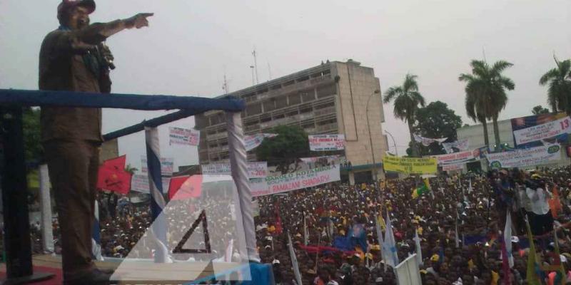 Ramazani Shadary, candidat du FCC, en meeting ce vendredi 14 décembre 2018 à la place de la poste à Kisangani.