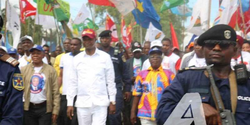 Arrivée de Ramazani Shadary, candidat du FCC à Kindu.