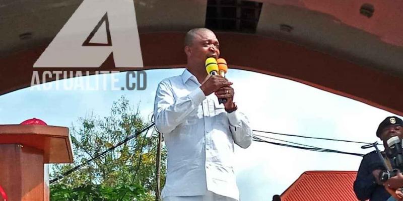 Ramazani Shadary, candidat du FCC en meeting à Kindu.