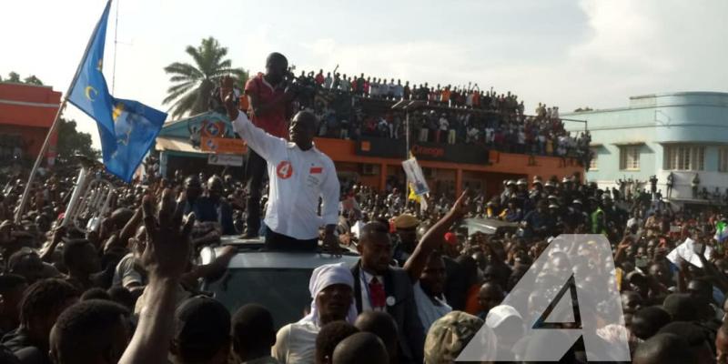 Martin Fayulu en meeting à Bunia.