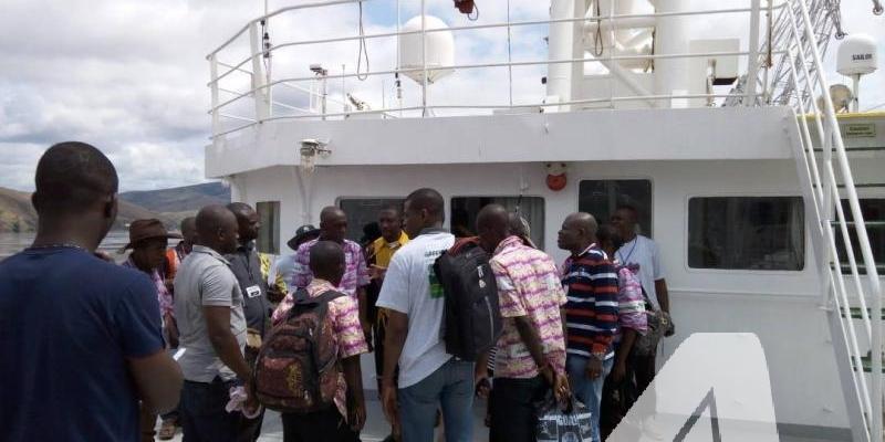 Bateau Esperanza au port de Matadi/ Image d'archives