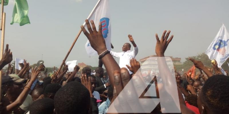 Martin Fayulu au meeting de Lamuka à la place Sainte Thérèse