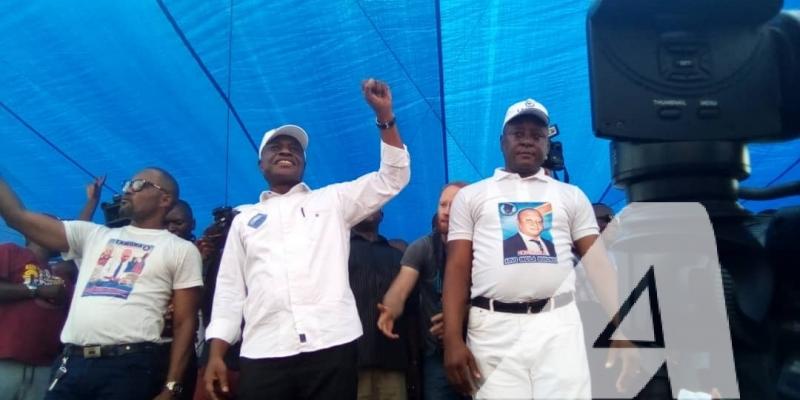 Martin Fayulu au meeting de Lamuka à la place Sainte Thérèse