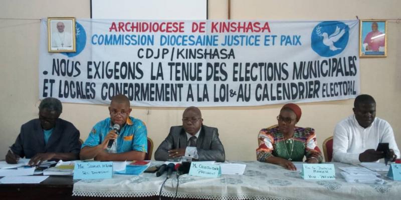 Point de presse de la commission Justice et Paix / Ph . Christine Tshibuyi