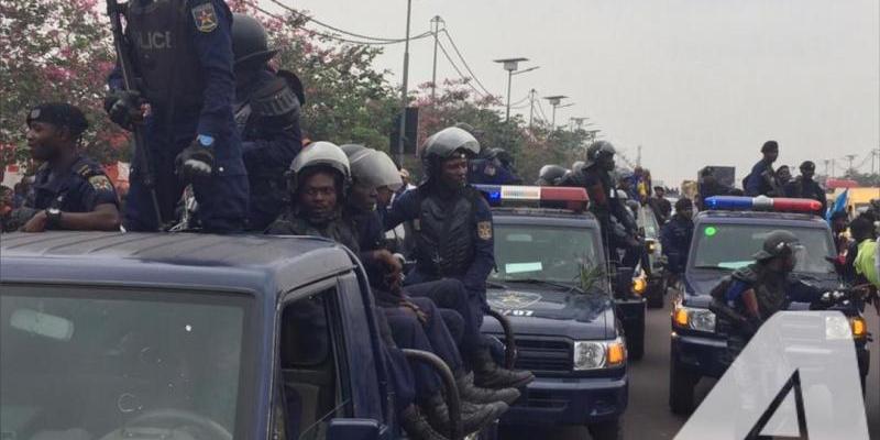 La police lors du retour de Bemba. Ph/Christine Tshibuyi