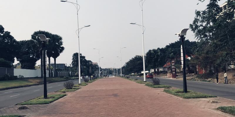 Boulevard Tshatshi / Pascal Mulegwa 