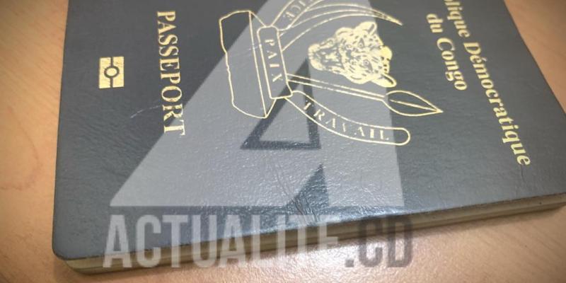 Passeport congolais en vigueur/Ph ACTUALITE.CD