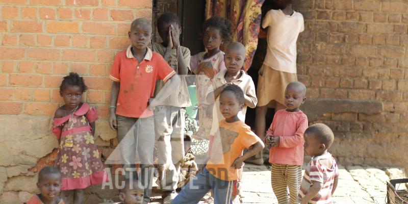 Les enfants dans le village Shilatembo (Haut-Katanha). Ph. Fonseca Mansianga ACTUALITE.CD