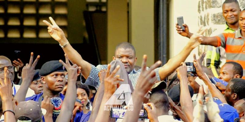 Martin Kabuya et ses partisants à Kananga
