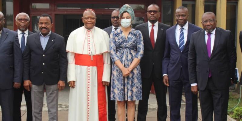 La délégation de 12 personnalités et le cardinal Ambongo. Ph. Droits tiers.