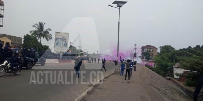 Illustration. Gaz lacrymogène usé par la police pour disperser une manifestation politique à Kinshasa/Ph ACTUALITE.CD