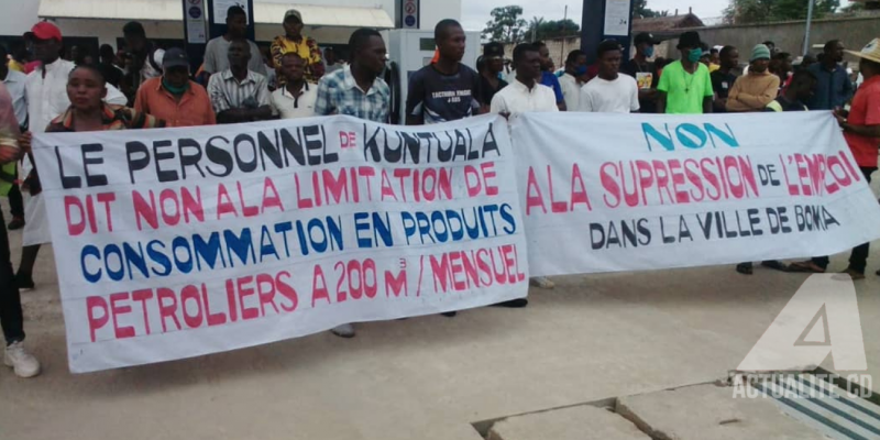 Marche pacifique des travailleurs de la filiale Kuntuala à Boma. Photo ACTUALITE.CD