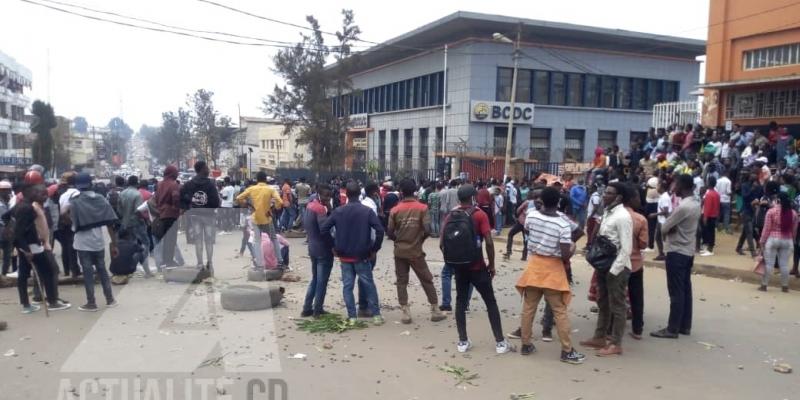 Les étudiants de Bukavu rassemblés pour dénoncer l'insécurité sur la ville/Ph. ACTUALITE.CD 