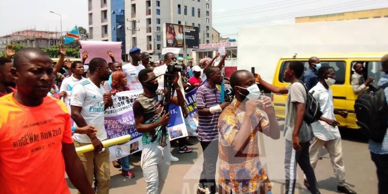 Manifestation contre Vincent Karega/Ph ACTUALITE.CD 