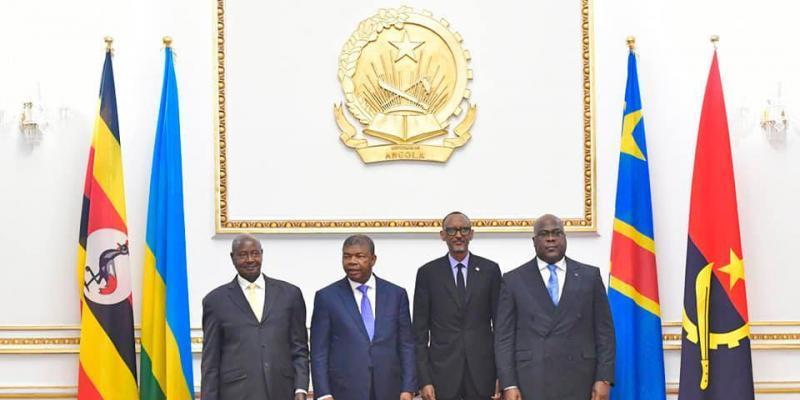 De gauche à droite les Présidents ougandais, angolais, rwandais et congolais après une réunion quadripartite/Ph droits tiers