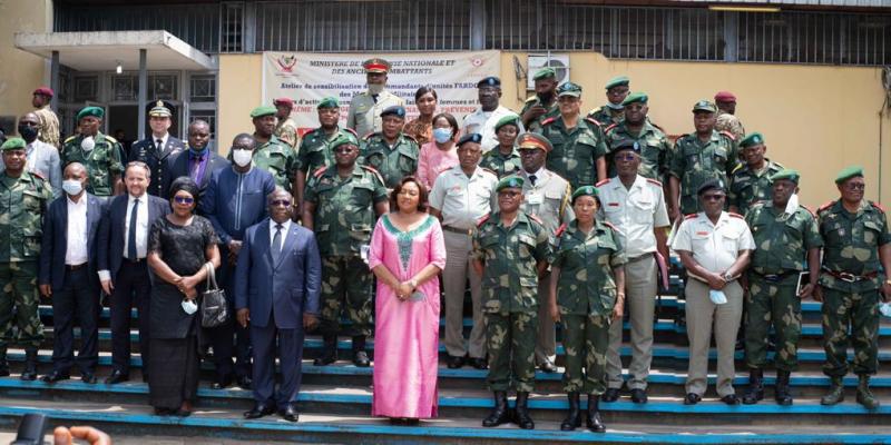 RDC : devant les FARDC, Denise Nyakeru plaide pour une lutte efficace contre les VBG 