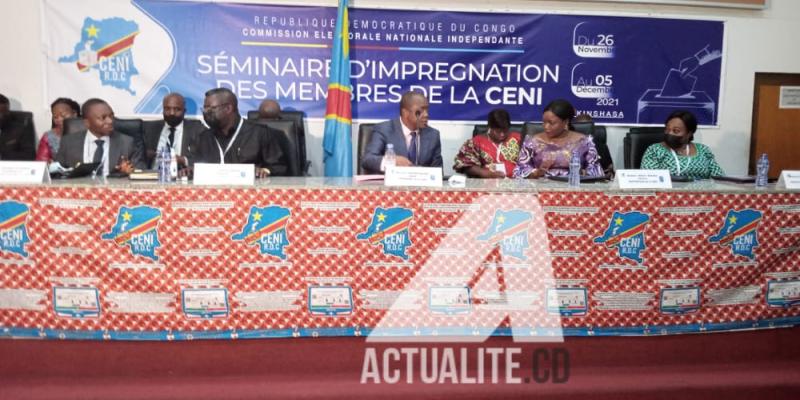 Bureau de la CENI dirigé par Denis Kadima