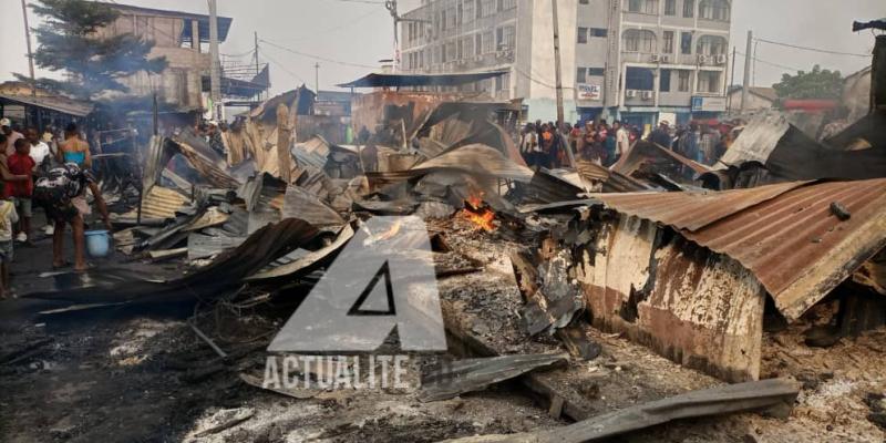 Incendie au marché Ngunza dans la commune de Kalamu 