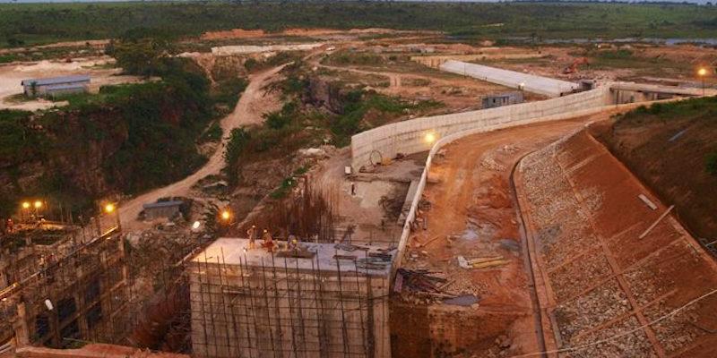 Des travaux de réhabilitaion de la centrale de Kakobola. Photo droits tiers