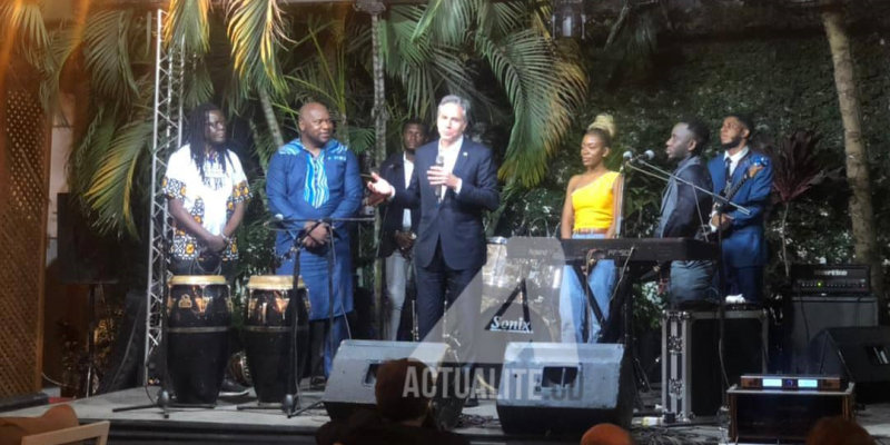 Antony Blinken au cours d'un événement culturel à Kinshasa