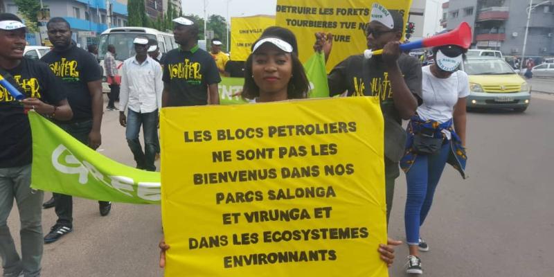 Des militants pro-climat marchent à Kinshasa 