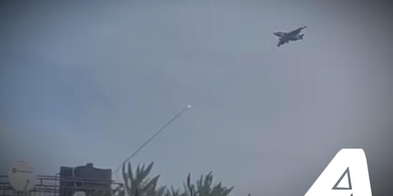 Capture d’écran de la vidéo montrant le tir visant l’avion militaire congolais