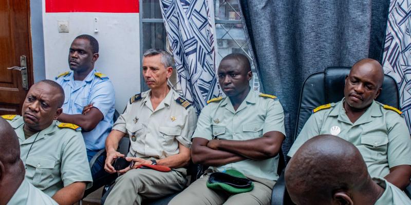 Les membres de la 3e promotion de l'école de guerre de Kinshasa 