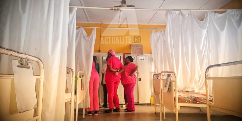 Des sages-femmes dans un hôpital à Kinshasa