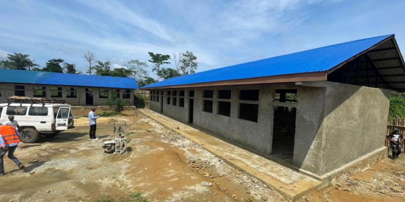 Ecole Primaire Lomamba en construction dans le territoire de kailo