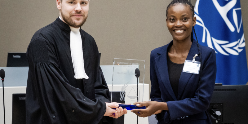 Le prix du « Meilleur orateur » est décerné à Debora Sabanga de l’UNIKIN