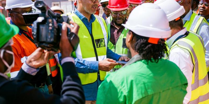 Le ministre des mines en visite sur le site de la compagnie Metalkol SA