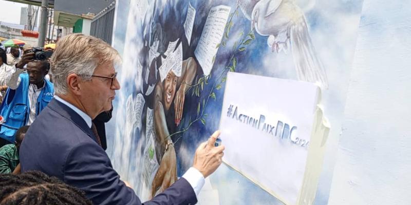 Jean-Pierre Lacroix dévoile une vaste fresque