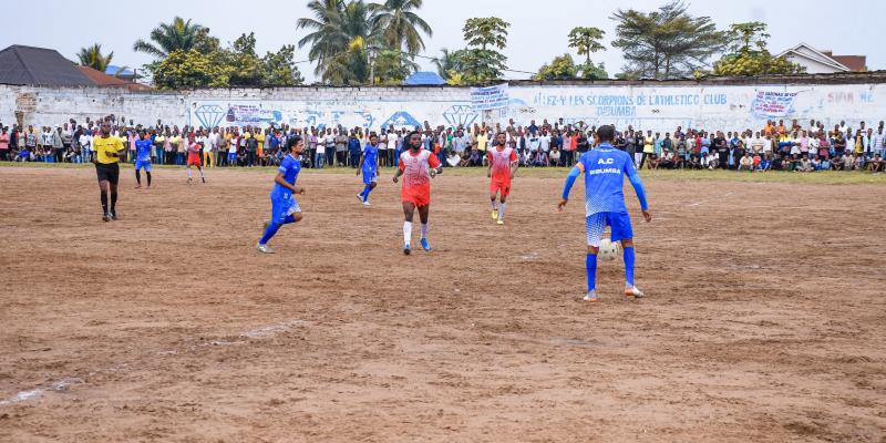 L'AC Dibumba opposé à l'AS Momekano au Stade Kanzala à Tshikapa, le 8 septembre 2024