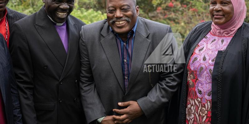 Kabila et les représentants des confessions religieuses à Goma 