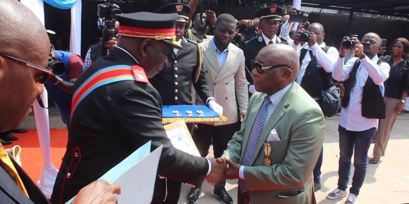 Tharcisse Matadiwamba, bâtonnier national honoraire honoré de la médaille d'or du mérite civique 
