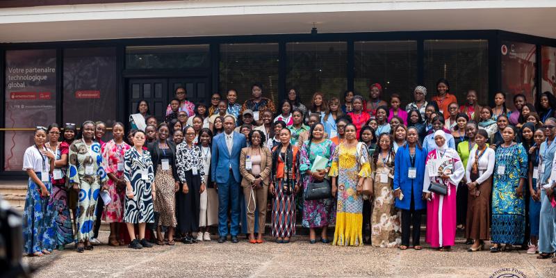 IFES, autorités congolaises, femmes de la société civile et les étudiantes de la RDC lors du 1er jour du forum