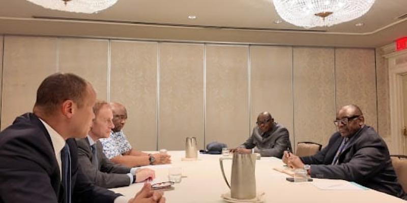 Le ministre des Mines, Louis Watum Kabamba, lors d'une réunion