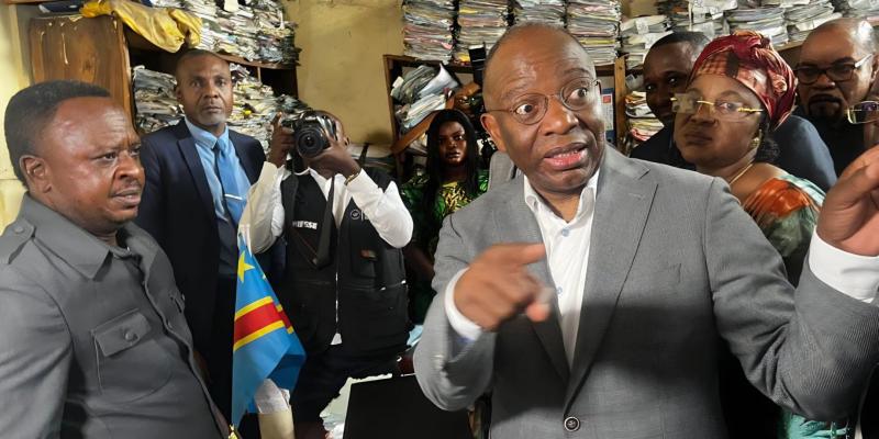 Visite de Guillaume Ngefa au tribunal de paix de Kinshasa/Kinkole