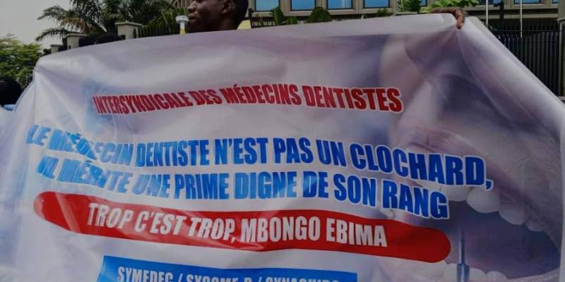 Sit-in des médecins dentistes de Kinshasa 
