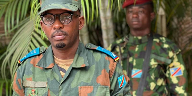 Capitaine Anthony Mualushayi